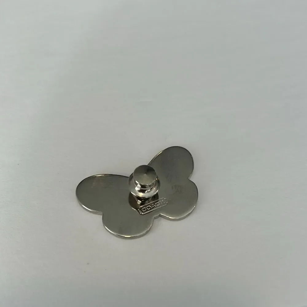 NWOT COACH Vintage White Enamel Butterfly
Lapel Pin Brooch Purse Backpack Charm - Picture 3 of 5